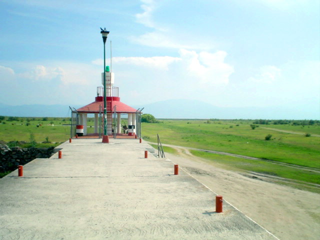 Así lucía el Lago de Chapala desde el embarcadero en 2003, un año después de que tuvo el segundo nivel más bajo registrado en el siglo XX